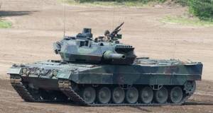 Ukrainische kampfdrohne trifft 9 panzer!