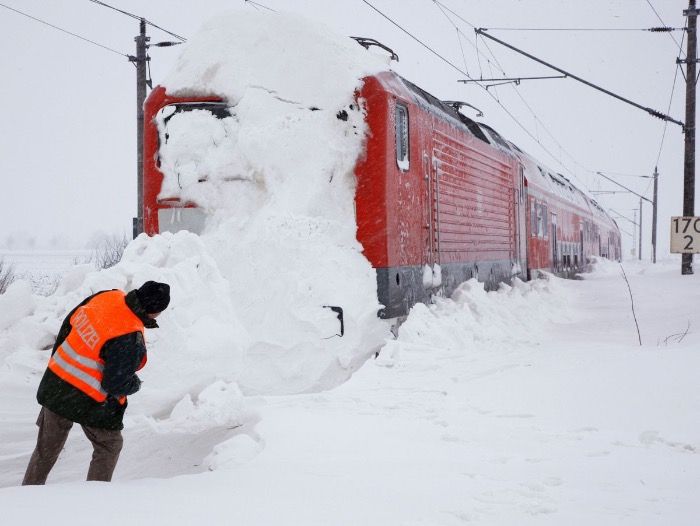 Schneechaos legt Zugverkehr in Iserlohn lahm