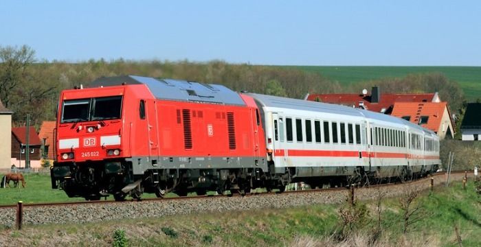 Neue Verbindung: Intercity-Zug soll ab 2024 über Gummersbach und Lüdenscheid fahren.