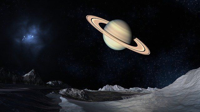 Neu entdeckt: Saturn trifft auf den Mond