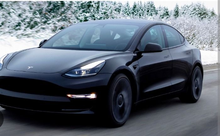 Elon Musk verkündet dass Tesla Fahrzeuge jetzt über Bluetooth aufgeladen werden können